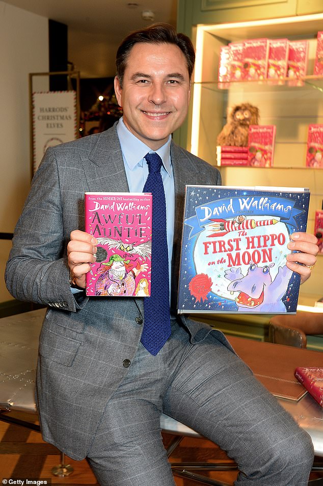 Agora 'cancelado', David Walliams é dispensado por instituições de caridade Tendo vendido mais de 60 milhões de cópias em 55 idiomas, alguns dos outros livros de David Walliams (foto), incluindo Gangsta Granny e Billionaire Boy, também foram adaptados para filmes de televisão.