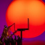 'Akhnaten' de Philip Glass está de volta à LA Opera, desta vez com um magnífico John Holiday