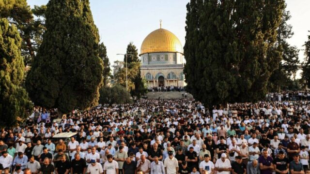 Alasan de Balik Israel Larang Umat Muslim Salat Idul Fitri de Masjid Al-Aqsa
