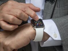 Alerta do Apple Watch leva a polícia de NJ à localização da pessoa sequestrada mulher escapa de sequestro na Flórida 3 homens são presos