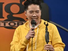 Alex Duong, comediante e ator de ‘Blue Bloods’ cuja carreira estava decolando, morre aos 42 anos após batalha contra o câncer Alex Duong, comediante e ator de 'Blue Bloods' cuja carreira estava decolando, morre aos 42 anos após batalha contra o câncer