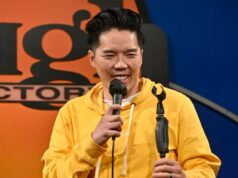 Alex Duong, comediante stand-up e ator de ‘Blue Bloods’, morre aos 42 anos Alex Duong, comediante stand-up e ator de 'Blue Bloods', morre aos 42 anos