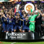 Alinhamento e banco dos vencedores da Liga Europa de 2017 do Man Utd