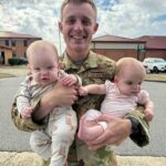 Um piloto do Alabama que recentemente se tornou pai de gêmeos adoráveis ​​foi apontado como um dos seis militares dos EUA mortos esta semana na Operação Epic Fury