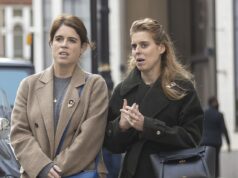 ‘Amargamente desapontadas’ Beatrice e Eugenie são ‘completamente pegas de surpresa’ pela proibição do Royal Ascot – e sentem que estão pagando o preço dos pecados de seus pais, dizem amigos A princesa Beatrice e sua irmã, a princesa Eugenie, ficaram 'amargamente desapontadas' depois de serem informadas de que não seriam bem-vindas no Royal Ascot neste verão