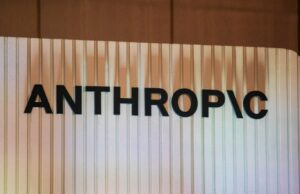 Anthropic processa Pentágono enquanto downloads de Claude disparam Anthropic processa Pentágono enquanto downloads de Claude disparam