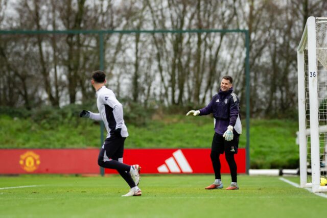 Ao lado de Mainoo e Maguire, Ineos iniciou negociações de Ao lado de Mainoo e Maguire, Ineos iniciou negociações de contrato com o líder do vestiário do Man Utd