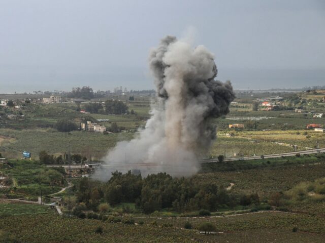 Aoun, do Líbano, alerta que ataque israelense à ponte é Aoun, do Líbano, alerta que ataque israelense à ponte é 'prelúdio para invasão terrestre'