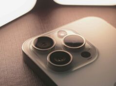 Aqui estão os valores de troca atualizados da Apple para março de 2026 Descontos do iPhone na China estão valendo a pena | iPhone 15 Pro mostrado