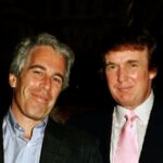 Jeffrey Epstein e Donald Trump em Mar-a-Lago, na Flórida, em 1997.