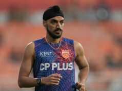 Arshdeep Singh arremessa 11 bolas, o lançamento mais longo da história do IPL Arshdeep Singh arremessa 11 bolas, o lançamento mais longo da história do IPL