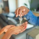 As armadilhas legais e fiscais a ter em conta ao transformar uma casa herdada num aluguer de curta duração