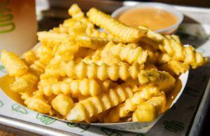 As batatas fritas da rede de Nova York derrotaram todas as redes nacionais de fast-food pela honra de ‘melhor valor’ As batatas fritas da rede de Nova York derrotaram todas as redes nacionais de fast-food pela honra de 'melhor valor'