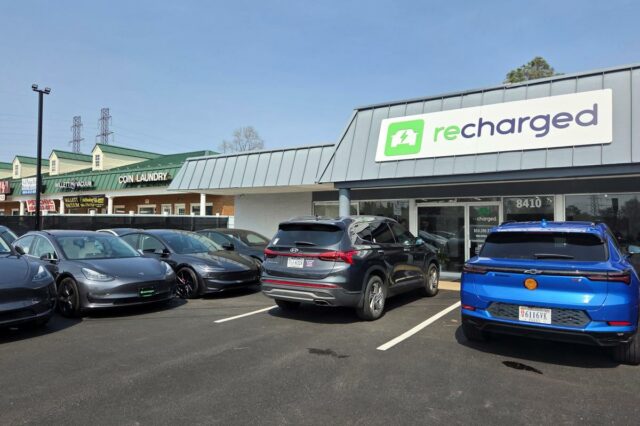 As bombas de gasolina deveriam ser abundantes ou petrificadas? Você decide
