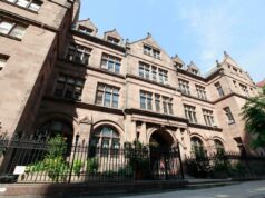 As crianças do ‘Covid baby boom’ estão presas nas elegantes listas de espera do jardim de infância particular de Nova York – e os pais estão enlouquecendo As crianças do 'Covid baby boom' estão presas nas elegantes listas de espera do jardim de infância particular de Nova York - e os pais estão enlouquecendo