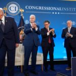 As obsessões de Trump são uma responsabilidade para o Partido Republicano