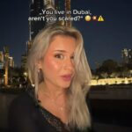 As postagens suspeitas que podem provar que os influenciadores de Dubai ESTÃO ouvindo o que dizer: como as estrelas da mídia social estão elogiando o governante 'que nos protege' em TikToks bizarros e idênticos