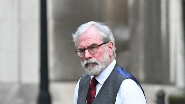 O processo civil contra Gerry Adams levantou questões difíceis sobre episódios não resolvidos dos problemas.