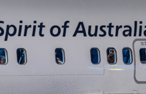 Atualizações ao vivo da guerra EUA-Irã: Pelo menos um jogador iraniano se recusa a deixar Sydney; EUA alertam Irã sobre dia “mais intenso” de ataques O secretário de Defesa dos EUA, Pete Hegseth, fala à mídia em 4 de março.