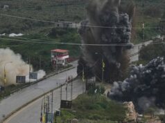 Atualizações ao vivo da guerra EUA-Irã: Trump dá ao Irã 48 horas para abrir o Estreito de Ormuz; O Irão ameaça destruir a infra-estrutura energética e petrolífera; Israel ataca pontes no sul do Líbano Atualizações ao vivo da guerra EUA-Irã: Trump dá ao Irã 48 horas para abrir o Estreito de Ormuz; O Irão ameaça destruir a infra-estrutura energética e petrolífera; Israel ataca pontes no sul do Líbano