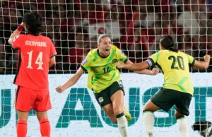 Austrália vence Coreia do Norte e define semifinal da Copa Asiática de China ou Taiwan Austrália vence Coreia do Norte e define semifinal da Copa Asiática de China ou Taiwan