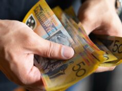 Australianos sofrerão novo golpe de caixa com a inflação atingindo novos máximos O Tesoureiro Dr. Jim Chalmers dirige-se à mídia em uma conferência de imprensa no Parlamento em Canberra na quarta-feira, 26 de novembro de 2025.