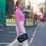 Kate Moss durante a chegada de Kate Moss de Nova York - 16 de dezembro de 1994 no Aeroporto Internacional de Los Angeles, em Los Angeles, Califórnia, Estados Unidos. (Foto de Jim Smeal/Ron Galella Collection via Getty Images) Christy Turlington (Foto de Ron Galella/Ron Galella Collection via Getty Images) A ​​modelo Cindy Crawford chega da cidade de Nova York em 22 de fevereiro de 1991 no Aeroporto Internacional de Los Angeles, em Los Angeles, Califórnia. (Foto de Ron Galella, Ltd./Coleção Ron Galella via Getty Images)