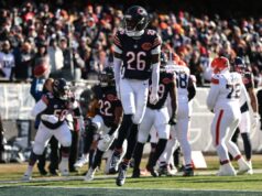 Bears Breakout Player vinculado ao NFC North Rival em agência gratuita Nahshon Wright #26 of the Chicago Bears celebrates a third down stop against the Cleveland Browns during the first quarter at Soldier Field on December 14, 2025 in Chicago, Illinois.
