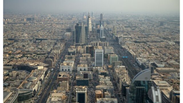 Bilheteria em países árabes 'resilientes' apesar do conflito com o Irã, indicando tendência de cinema em tempo de guerra (EXCLUSIVO)
