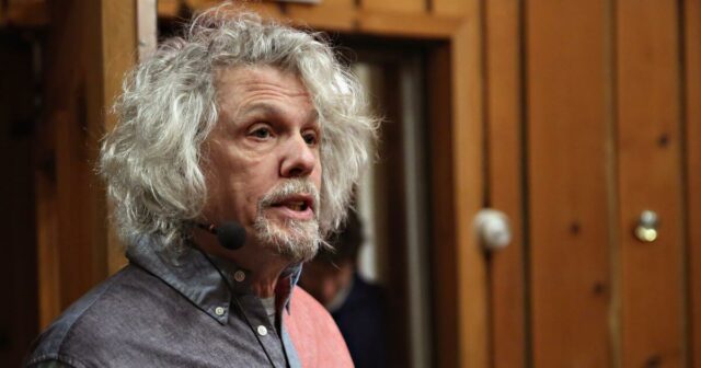 Bob Power, engenheiro de gravação do Roots e A Tribe Bob Power, engenheiro de gravação do Roots e A Tribe Called Quest, morre aos 73 anos