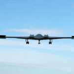 Bombardeiros stealth pousando em bases do Reino Unido 'em dias' depois que Trump pressiona Starmer: relatório