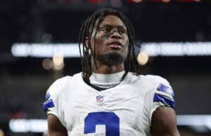 Brian Schottenheimer dá dicas sutis sobre o futuro de George Pickens em meio a negociações contratuais NFL wide receiver George Pickens of the Dallas Cowboys.