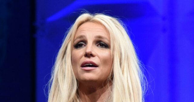 Britney Spears, 'celebridade', presa sob suspeita de DUI no condado de Ventura
