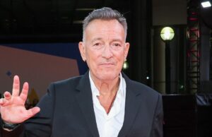 Bruce Springsteen diz ‘Não me preocupo’ em perder fãs por causa de Trump e a nova turnê ‘vai ser política’: ‘Blowback é apenas parte disso. Estou pronto Bruce Springsteen diz 'Não me preocupo' em perder fãs por causa de Trump e a nova turnê 'vai ser política': 'Blowback é apenas parte disso. Estou pronto