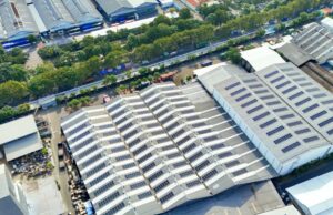 Bukan Cuma Hemat Listrik, Energi Surya Kini Jadi Simbol Gaya Hidup Moderno Bukan Cuma Hemat Listrik, Energi Surya Kini Jadi Simbol Gaya Hidup Moderno