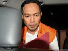 Bupati Cilacap Kumpulkan Rp515 Juta buat THR Polisi hingga Jaksa Bupati Cilacap Kumpulkan Rp515 Juta buat THR Polisi hingga Jaksa