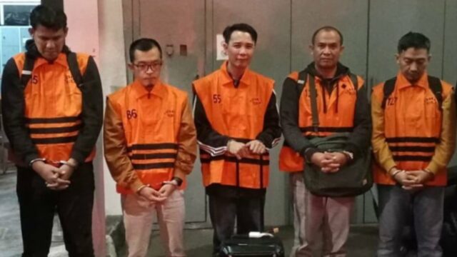 Bupati Rejang Lebong Terima Uang Suap Hampir Rp 1 Miliar Selama Ramadhan
