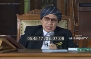 Buya Yahya explica a 3ª Guerra Mundial e os sinais do Apocalipse Buya Yahya explica a 3ª Guerra Mundial e os sinais do Apocalipse