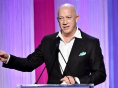 CAA resolve processo de lista negra de escritor de TV por US$ 500.000 antes do julgamento Sede da CAA em Los Angeles