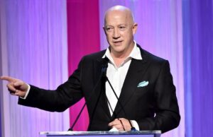 CAA resolve processo de lista negra de escritor de TV por US$ 500.000 antes do julgamento Sede da CAA em Los Angeles