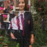 Molly Russell (foto) em Molly vs the Machines. O adolescente morreu por suicídio em 2017