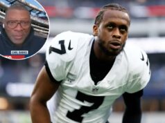 Carl Banks já vê um desastre do Geno Smith Jets: ‘Seus fãs não querem você’ Geno Smith nº 7 do Las Vegas Raiders se estende em campo antes de uma NFL