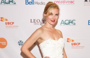 Carrie Anne Fleming, atriz de ‘iZombie’ e ‘Supernatural’, morre aos 51 anos Carrie Anne Fleming, atriz de 'iZombie' e 'Supernatural', morre aos 51 anos