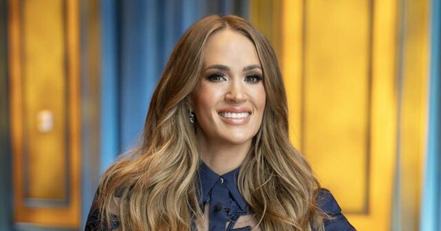 Carrie Underwood bate palmas depois de ser vaiada no 'American Carrie Underwood pensa sobre seu estilo de julgamento do American Idol