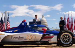 Casa Branca focada no que importa: os carros voam WashingtonDC-TrackMap.jpg