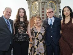 Chase Infiniti e Ann Dowd falam sobre ‘Os Testamentos’ como o programa sobre ‘Despertar e rebelião entre mulheres mais jovens em Gileade’ abre a série Mania Chase Infiniti e Ann Dowd falam sobre 'Os Testamentos' como o programa sobre 'Despertar e rebelião entre mulheres mais jovens em Gileade' abre a série Mania