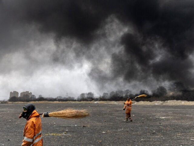 Chefe da OMS dá alarme após ataques israelenses a instalações petrolíferas iranianas
