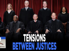 Chefe de Justiça Roberts entra em conflito com juízes liberais por causa de seu domínio nas discussões | O GAVEL Yahoo news home