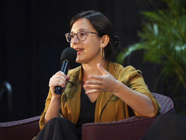 Desenho animado de Clay Jones