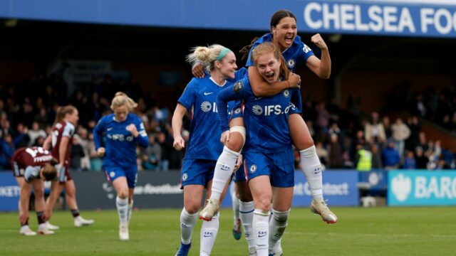 Chelsea ultrapassa Aston Villa e mantém vivas as fracas esperanças Chelsea ultrapassa Aston Villa e mantém vivas as fracas esperanças de título da WSL